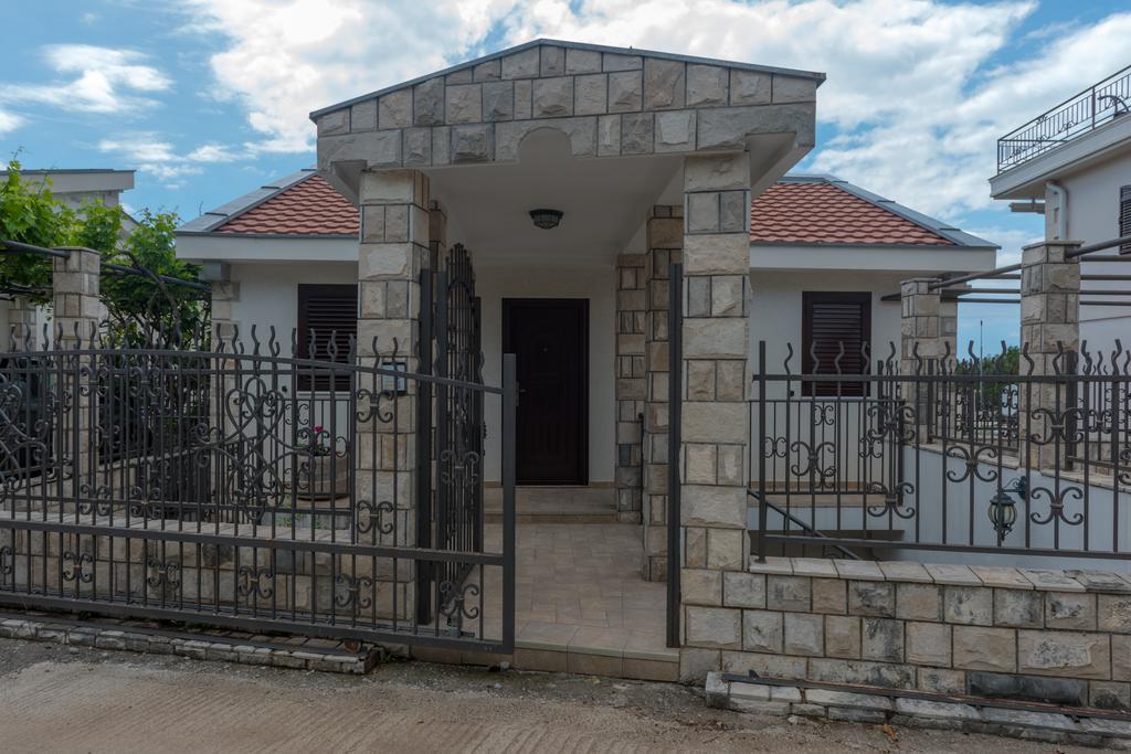 Villa Julia Petrovac Exterior photo